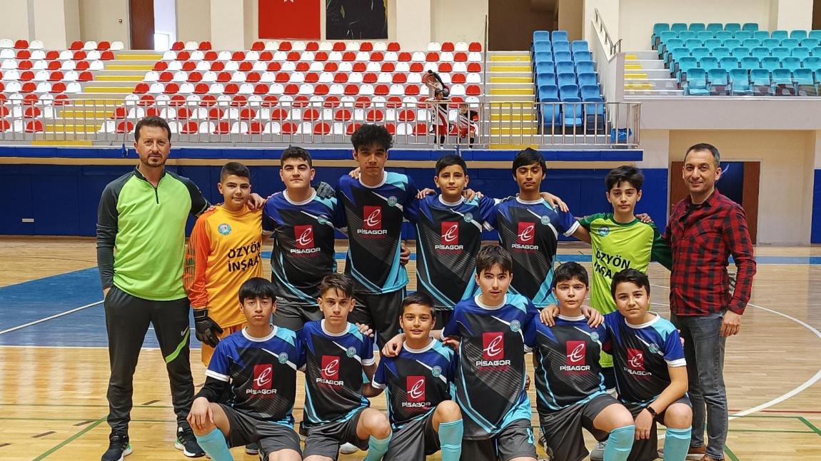 Yıldız Erkek Futsal Takımımız İlk Maçında 12-1 Galip Oldu
